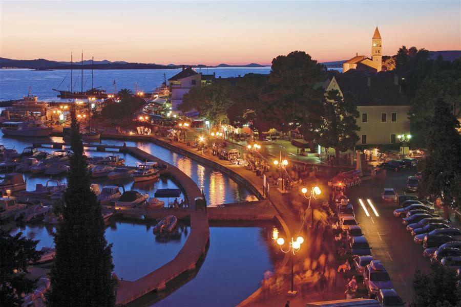 Apartment Urem Biograd Na Moru Eksteriør bilde