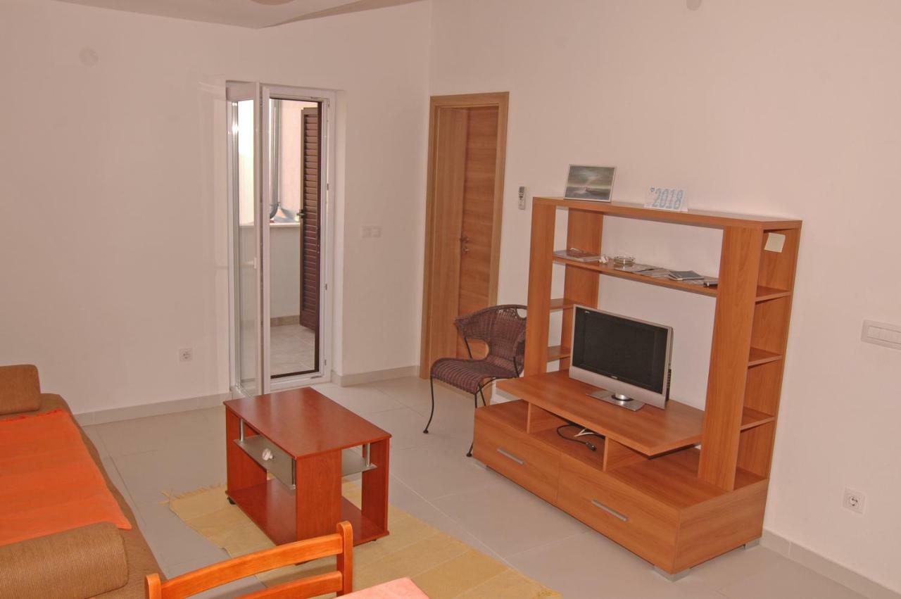 Apartment Urem Biograd Na Moru Eksteriør bilde